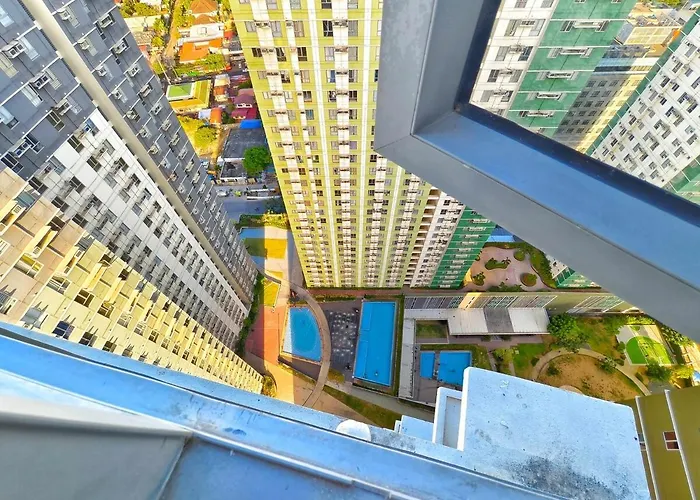 Apartment 3319t4 Avida Riala It Park Newly Fursnished 300mbps Wi-fi *